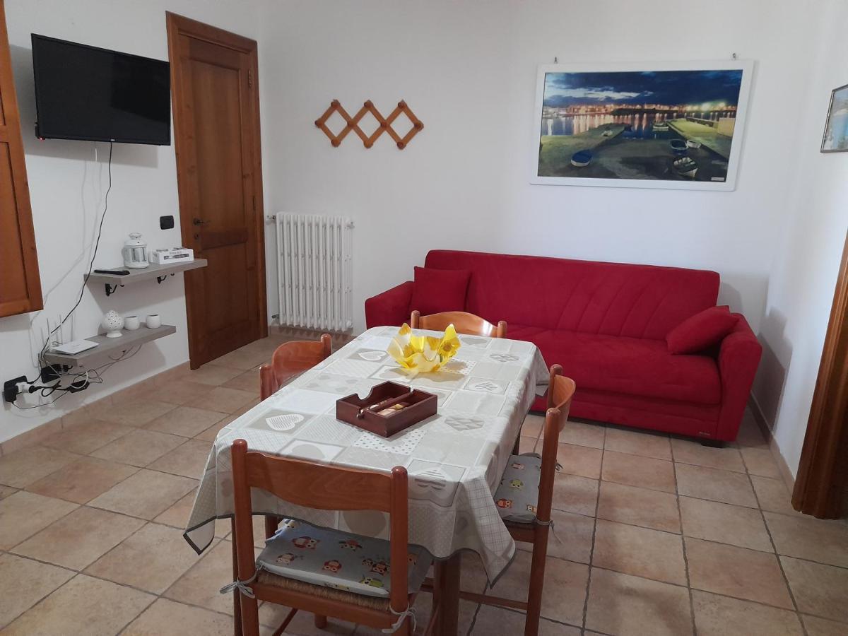 Casa Vacanza Augusto Uggiano La Chiesa Εξωτερικό φωτογραφία