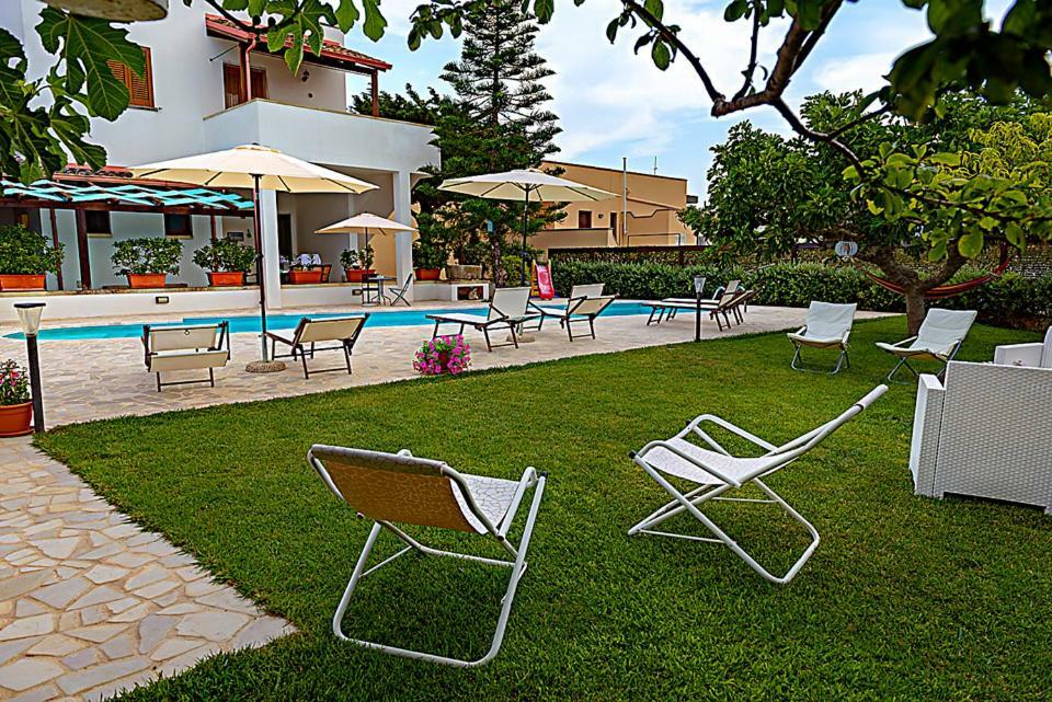 Casa Vacanza Augusto Uggiano La Chiesa Εξωτερικό φωτογραφία