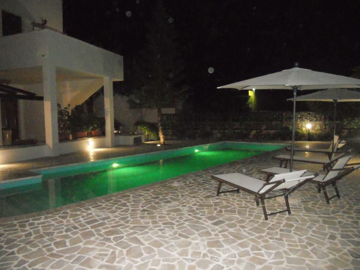 Casa Vacanza Augusto Uggiano La Chiesa Εξωτερικό φωτογραφία